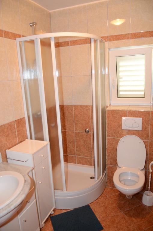 Apartments Bozic Novi Vinodolski Cameră foto